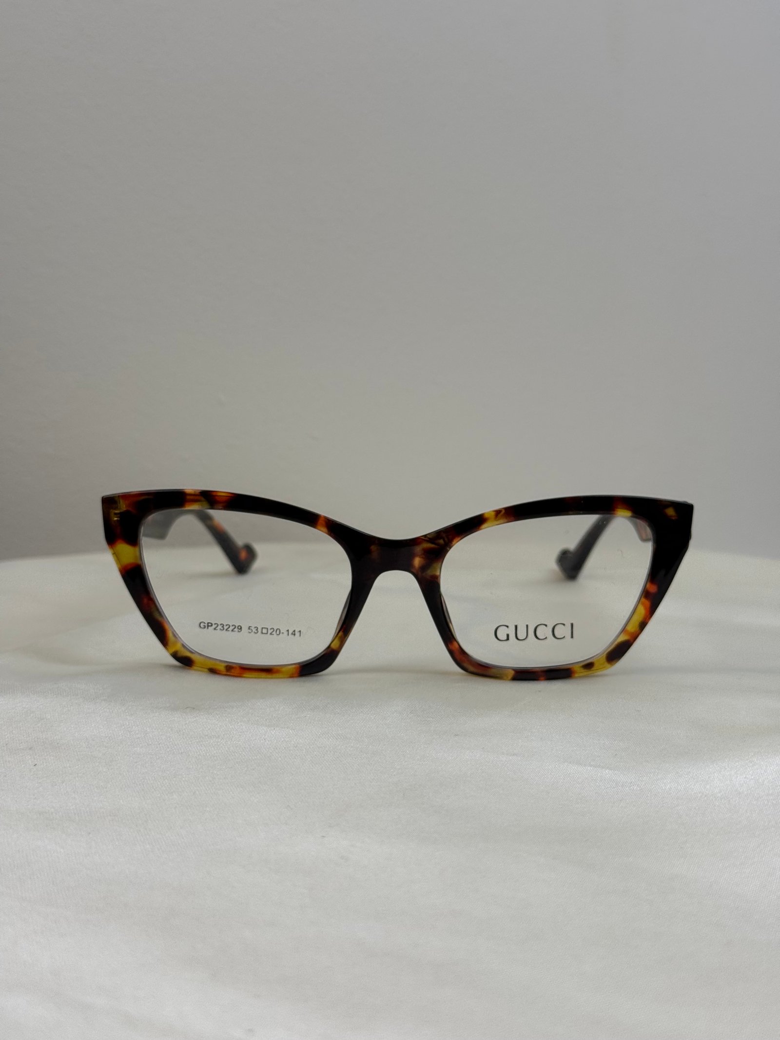 Gucci (GP23229)