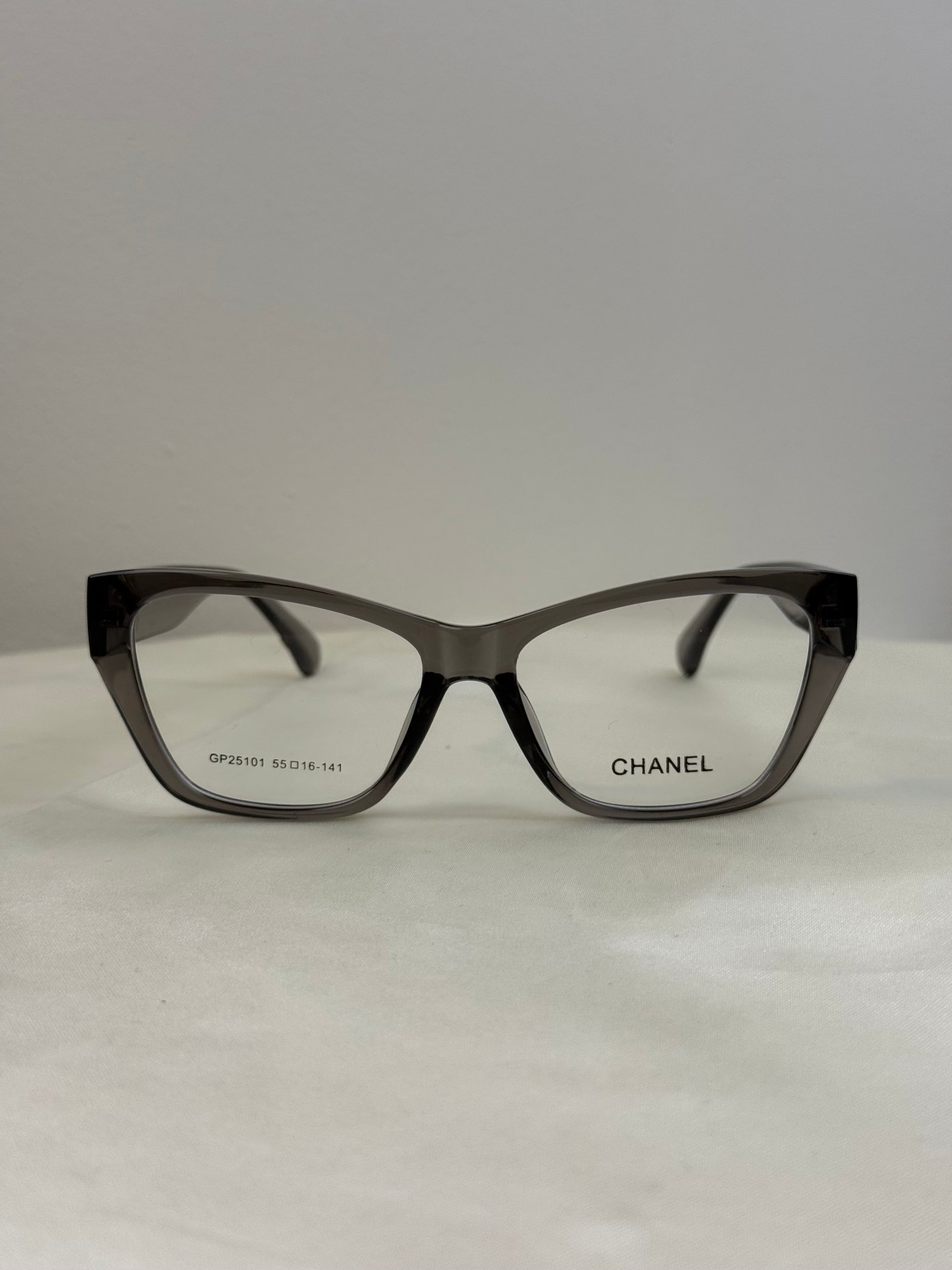 Chanel (GP25101) Grey