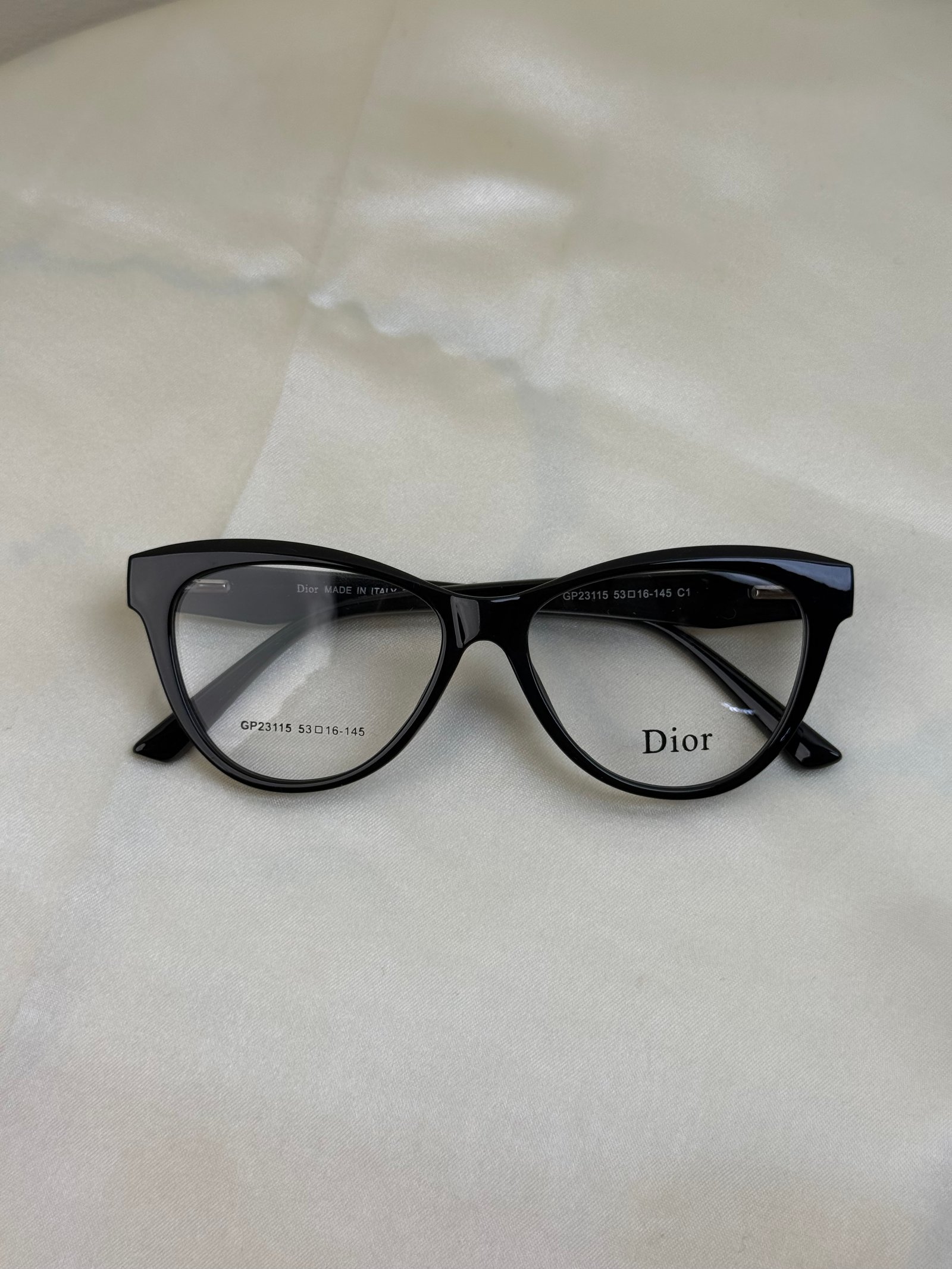 Dior (GP23115)